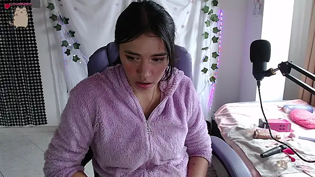 sophie north online show from 3, 2, 2026