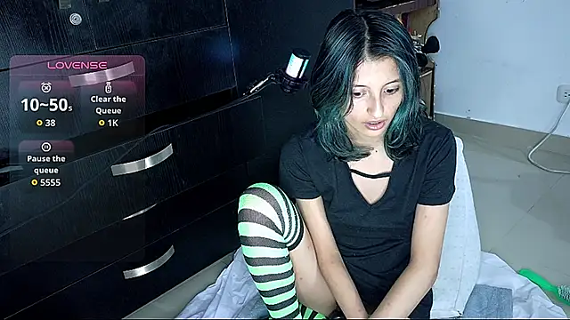 Camila---torres online show from 3, 11, 2025