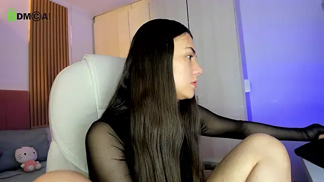 mia nevaeh online show from 19, 6, 2026