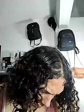 Corina hot online show from 5, 1, 2025