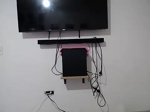 Corina hot online show from 15, 9, 2025