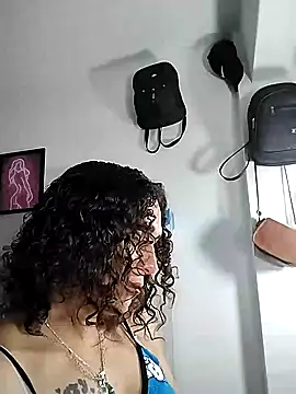 Corina hot online show from 7, 1, 2025