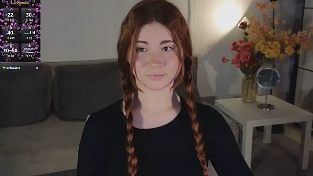 Freckle Diyana online show from 3, 12, 2025