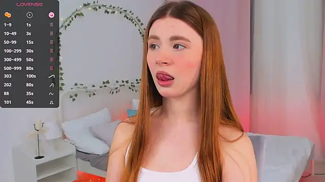 Freckle Diyana online show from 13, 3, 2025