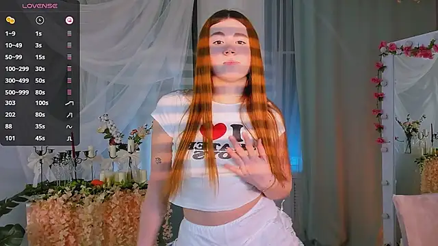 Freckle Diyana online show from 25, 2, 2025