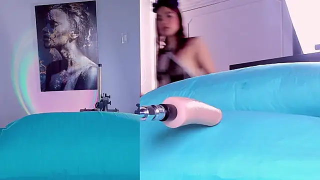 Saskia  Summer online show from 12, 10, 2025