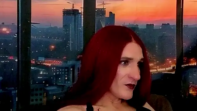 Snapshot of LuvNuk chatting on 10, 9, 2025 LuvNuk online show from 10, 9, 2025