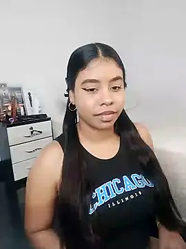 Fanny Klean online show from 6, 2, 2025