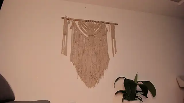 molly cams8 online show from 12, 1, 2025