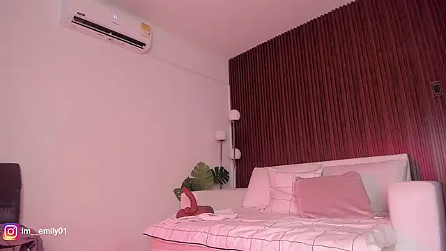 molly cams8 online show from 12, 4, 2026