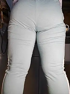 Manpreet kaur21 online show from 25, 2, 2025