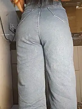 Manpreet kaur21 online show from 5, 12, 2025