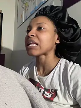 KimiAqua online show from 3, 3, 2025