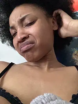 KimiAqua online show from 10, 3, 2025