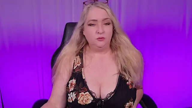 KatDSinclair online show from 17, 3, 2025