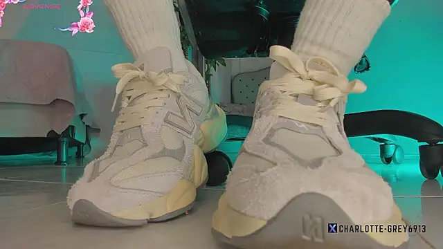 charlotte  grey online show from 28, 2, 2026