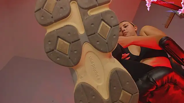 charlotte  grey online show from 24, 3, 2026