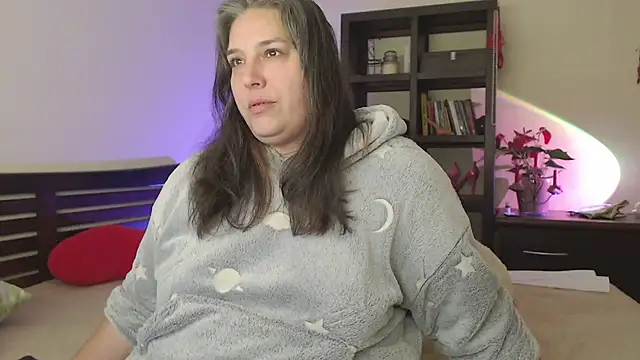 Snapshot of Niter chatting on 6, 2, 2025 Niter online show from 6, 2, 2025