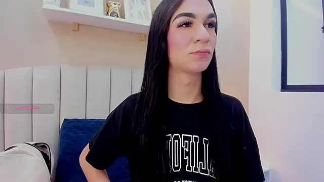 Snapshot of Mia_thompson_19 chatting on 8, 7, 2026 Mia thompson 19 online show from 8, 7, 2026