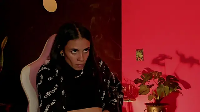 Juanadearco5 online show from 12, 3, 2025