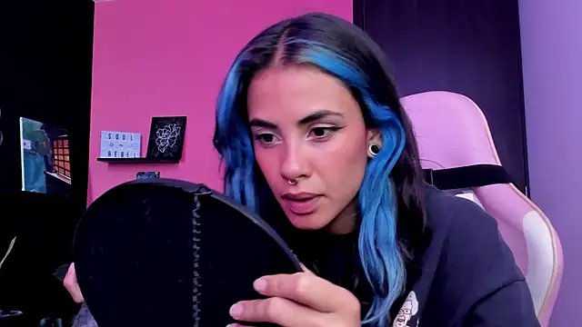 Juanadearco5 online show from 7, 10, 2025