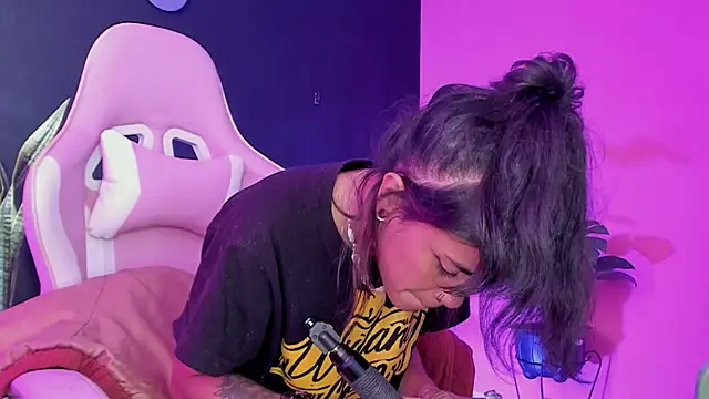 Juanadearco5 online show from 26, 2, 2025