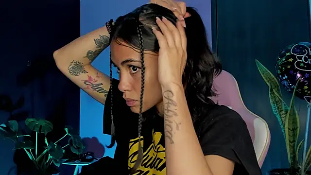 Juanadearco5 online show from 20, 3, 2025