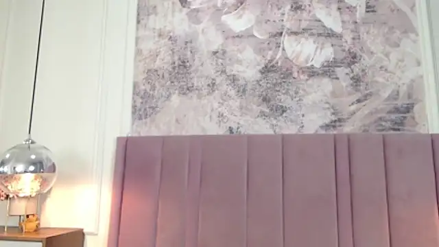 Snapshot of SabrinaDevill chatting on 2, 2, 2026 SabrinaDevill online show from 2, 2, 2026