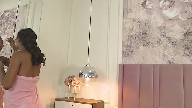 Snapshot of SabrinaDevill chatting on 26, 2, 2026 SabrinaDevill online show from 26, 2, 2026