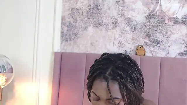 Snapshot of SabrinaDevill chatting on 23, 2, 2026 SabrinaDevill online show from 23, 2, 2026