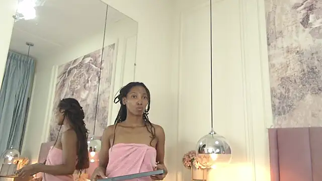 Snapshot of SabrinaDevill chatting on 14, 2, 2026 SabrinaDevill online show from 14, 2, 2026