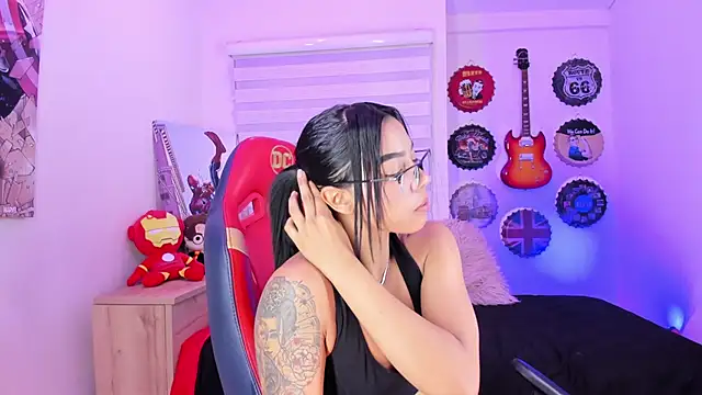 madelyn rose  online show from 8, 3, 2025