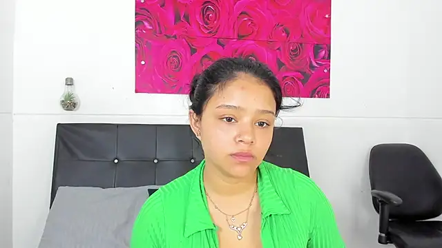 Snapshot of Tiffanny_Rose_ chatting on 14, 12, 2024 Tiffanny Rose online show from 14, 12, 2024