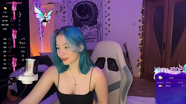 Snapshot of Traharaa chatting on 1, 1, 2025 Traharaa online show from 1, 1, 2025