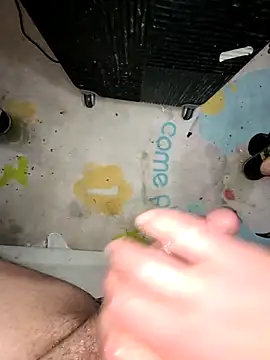 Dickfun2024 online show from 6, 3, 2025