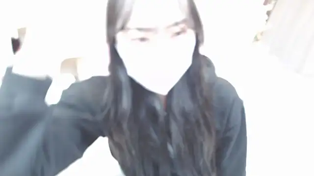 momo room online show from 20, 2, 2025