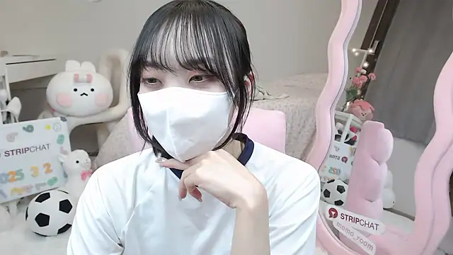 momo room online show from 2, 3, 2025