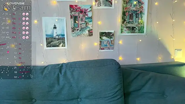 CarolineLovers online show from 2, 2, 2025