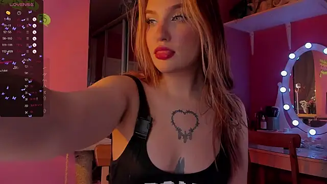 CarolineLovers online show from 20, 10, 2025