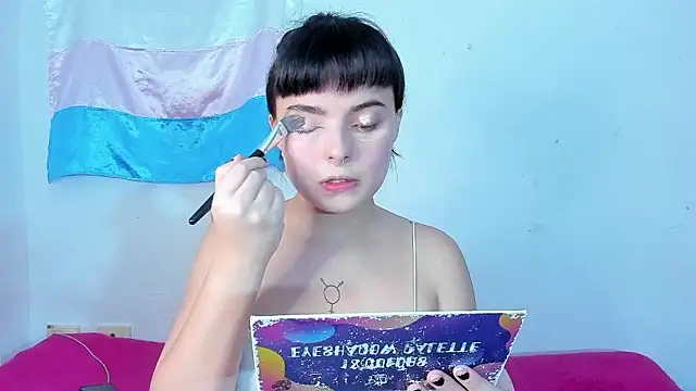 elizabethtaylorxxx online show from 17, 1, 2026