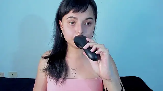 elizabethtaylorxxx online show from 9, 11, 2025