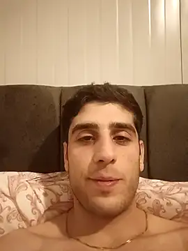 Snapshot of arenn1997 chatting on 16, 1, 2026 arenn1997 online show from 16, 1, 2026