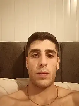 Snapshot of arenn1997 chatting on 22, 2, 2026 arenn1997 online show from 22, 2, 2026