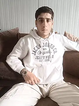 Snapshot of arenn1997 chatting on 17, 1, 2026 arenn1997 online show from 17, 1, 2026