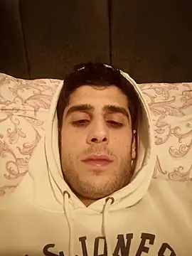 Snapshot of arenn1997 chatting on 18, 2, 2026 arenn1997 online show from 18, 2, 2026