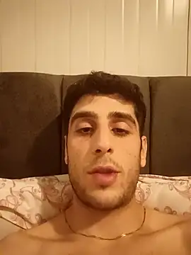 Snapshot of arenn1997 chatting on 13, 2, 2026 arenn1997 online show from 13, 2, 2026