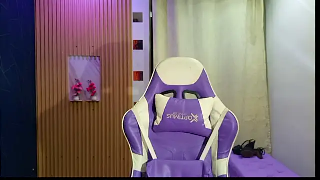 Snapshot of Cataleyalove_ADY chatting on 2, 10, 2025 Cataleyalove ADY online show from 2, 10, 2025