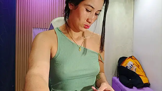 Snapshot of Cataleyalove_ADY chatting on 30, 11, 2025 Cataleyalove ADY online show from 30, 11, 2025