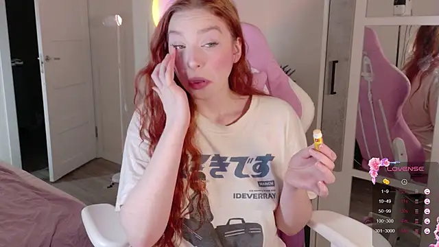 cinnabon girls online show from 4, 11, 2025