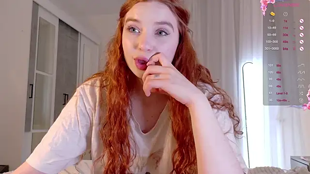 cinnabon girls online show from 23, 9, 2025